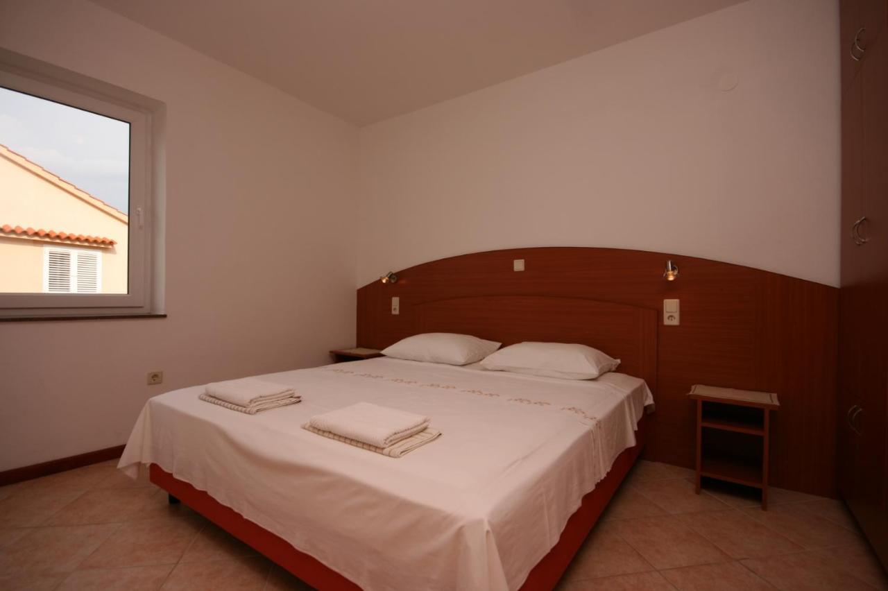 Apartments With A Parking Space Novalja, Pag - 6398 Zewnętrze zdjęcie