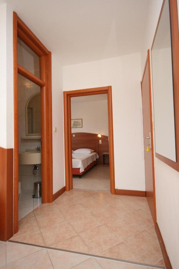 Apartments With A Parking Space Novalja, Pag - 6398 Zewnętrze zdjęcie